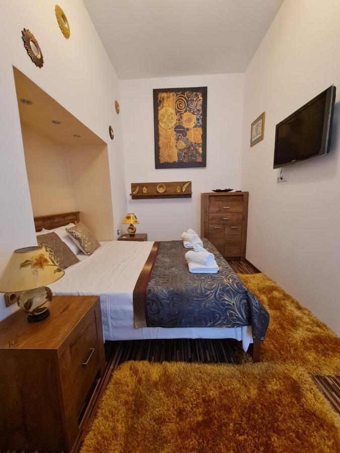 City Home Bukarest Kültér fotó
