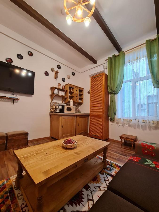 City Home Bukarest Kültér fotó